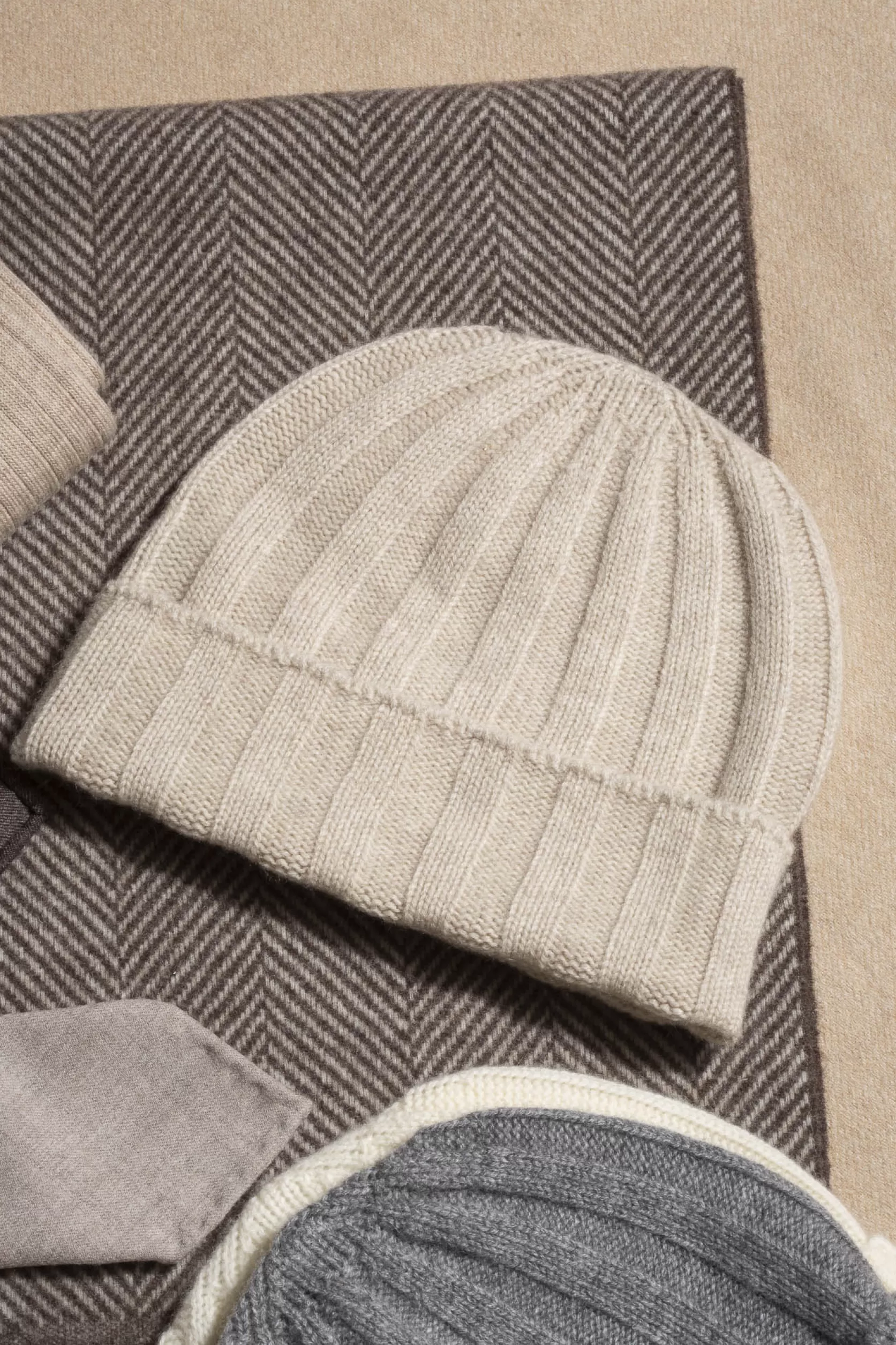 Bonnet En Maille Côtelée En Cachemire - Made In Italy>Pini Parma Store