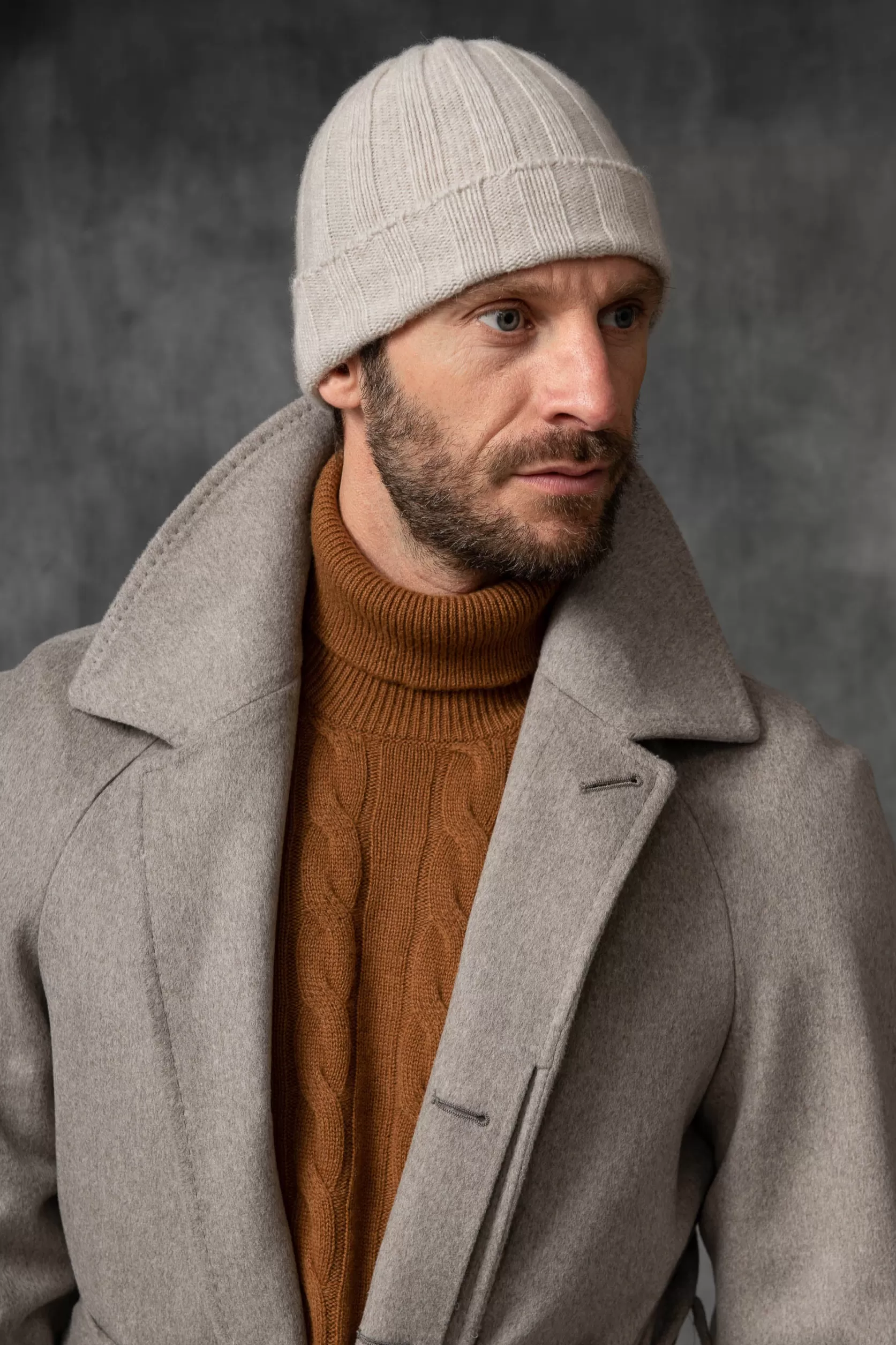 Bonnet En Maille Côtelée En Cachemire - Made In Italy>Pini Parma Store