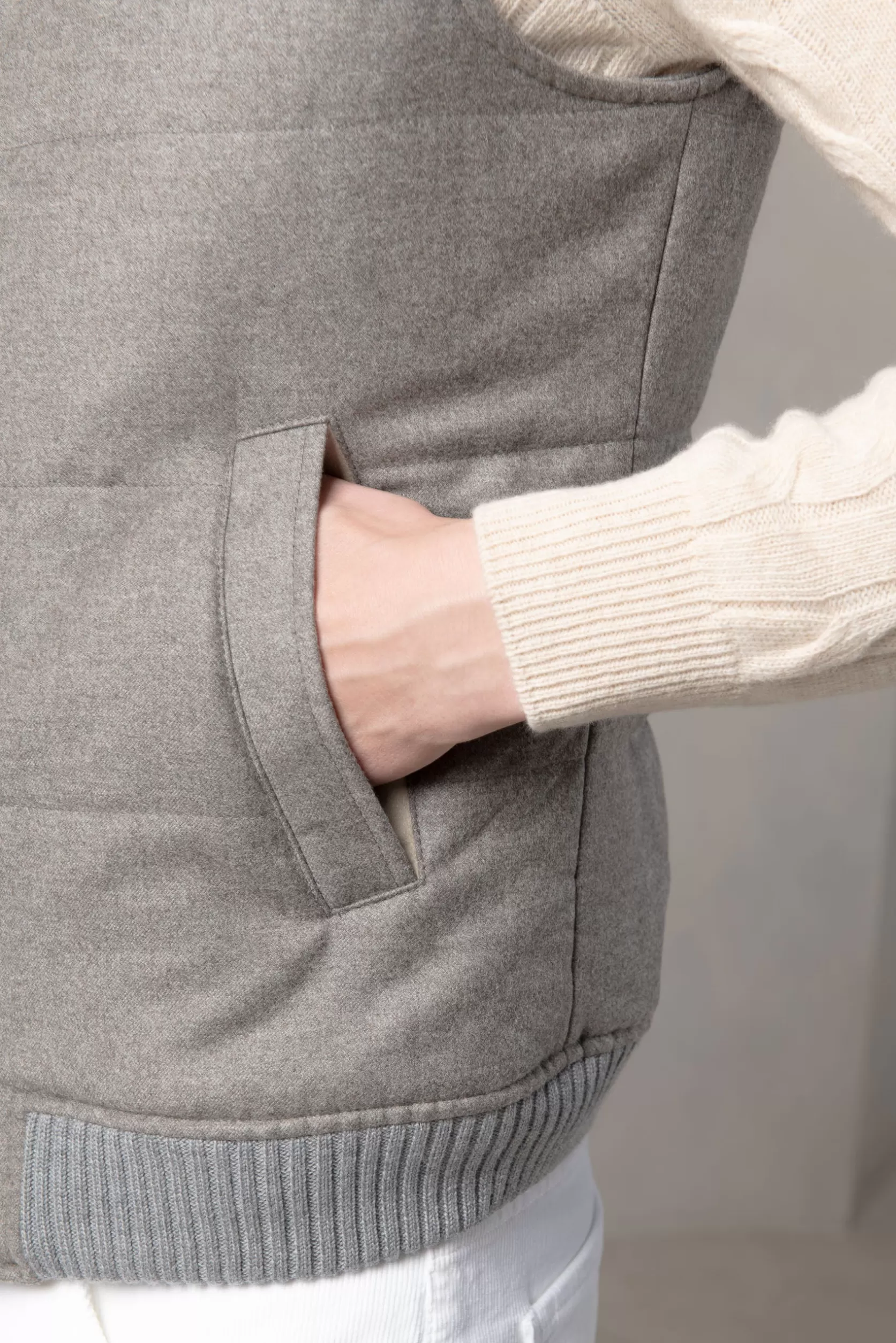 Doudoune Sans Manches En Laine Et Cachemire Loro Piana – Made In Italy>Pini Parma Shop