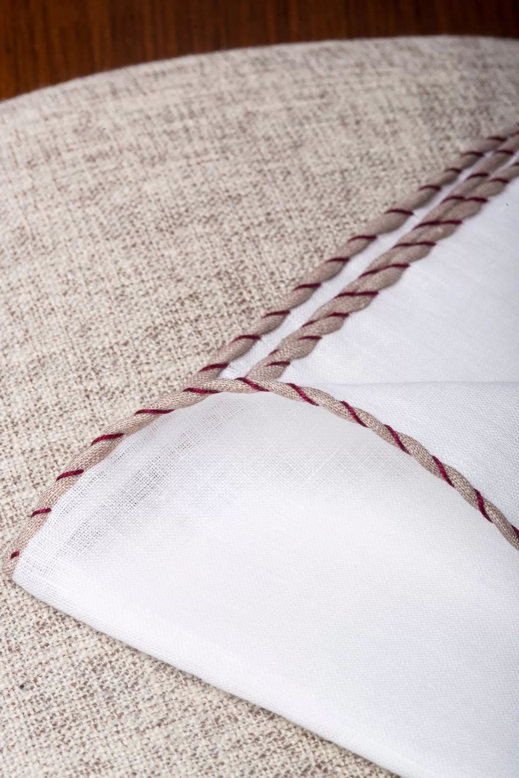 Pochette En Lin Blanc à Bords s Et Rouges - Made In Italy>Pini Parma Store