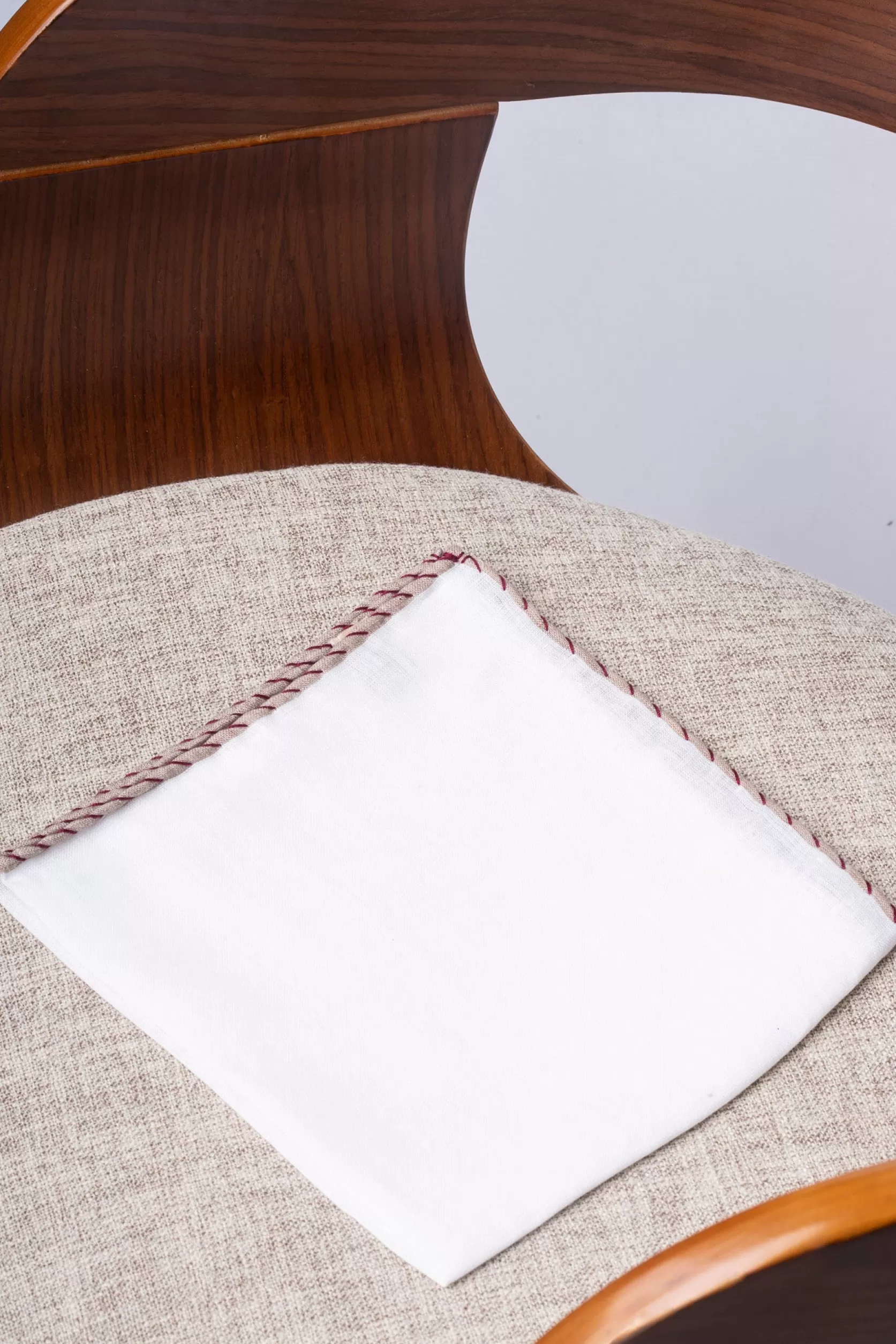 Pochette En Lin Blanc à Bords s Et Rouges - Made In Italy>Pini Parma Store